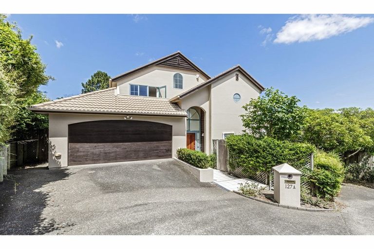Photo of property in 127a Browns Bay Road, Browns Bay, Auckland, 0630