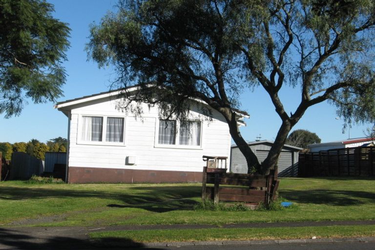 Photo of property in 3 Siska Place, Wattle Downs, Auckland, 2103