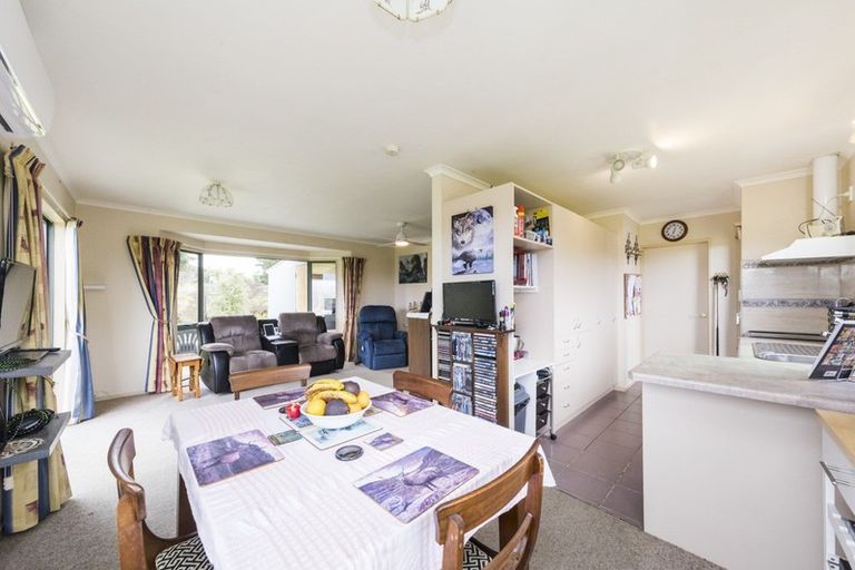 Photo of property in 73 Monteith Street, Halcombe, Feilding, 4779