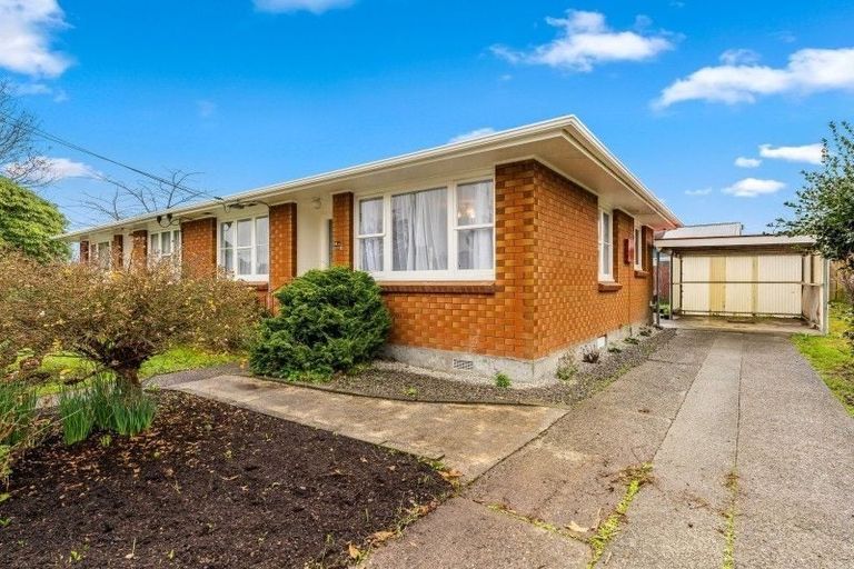 Photo of property in 2/31a Mcparland Street, Ebdentown, Upper Hutt, 5018