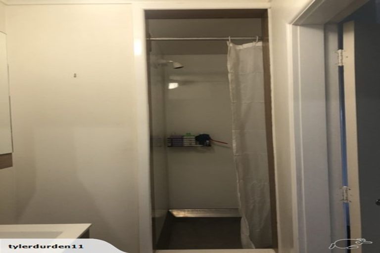 Photo of property in 74 Mills Road, Brooklyn, Wellington, 6021