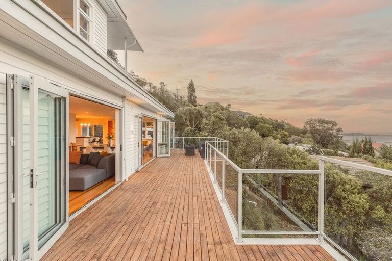 Photo of property in 93 Mount Pleasant Road, Mount Pleasant, Christchurch, 8081