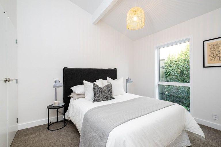 Photo of property in 24 Charles Street, Westshore, Napier, 4110