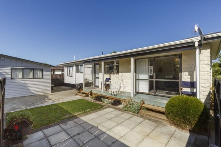 Photo of property in 6 Apollo Parade, Milson, Palmerston North, 4414