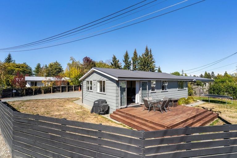Photo of property in 43 Jollie Road, Twizel, 7901