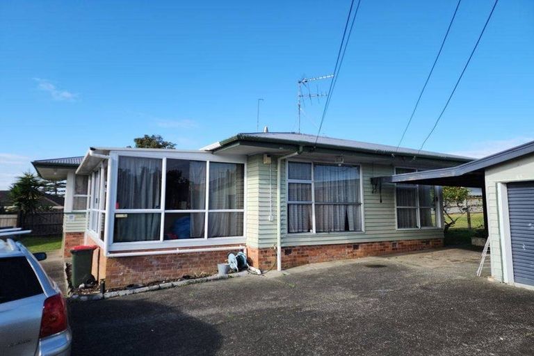 Photo of property in 10 Hooks Road, Manurewa, Auckland, 2102