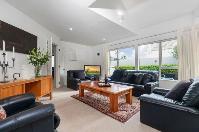 Photo of property in 5/26 Eversleigh Road, Belmont, Auckland, 0622