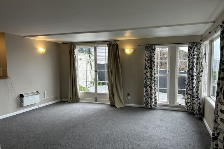 Photo of property in 7 Rodrigo Road, Kilbirnie, Wellington, 6022