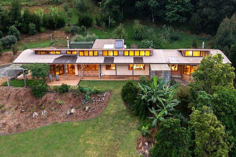 Photo of property in 81 Omaha Valley Road, Big Omaha, 0985