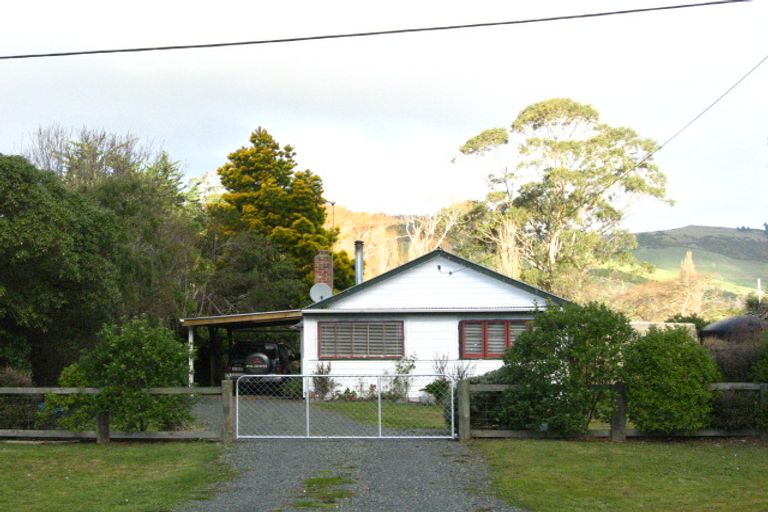 Photo of property in 26 Mihiwaka Road, Long Beach, Port Chalmers, 9081