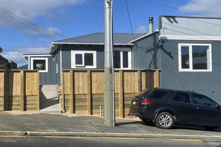 Photo of property in 1 Minto Street, Andersons Bay, Dunedin, 9013