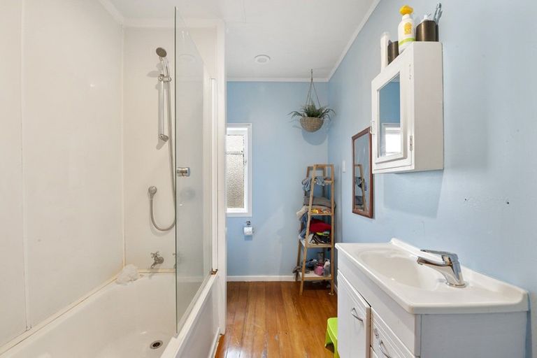 Photo of property in 5 Wackrow Street, Taumarunui, 3920