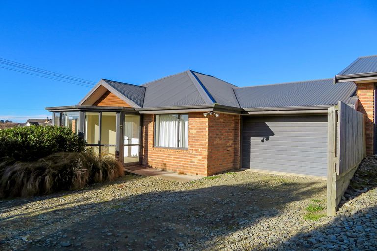 Photo of property in 10a-b Oban Street, Holmes Hill, Oamaru, 9401