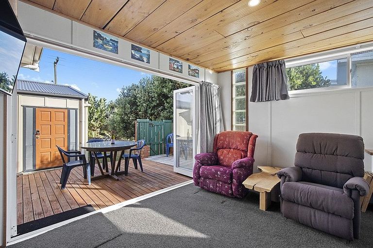 Photo of property in 151 Maunsell Road, Port Waikato, Tuakau, 2695