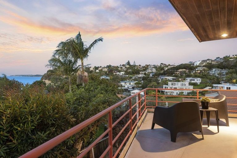 Photo of property in 7b Elgin Place, Red Beach, 0932