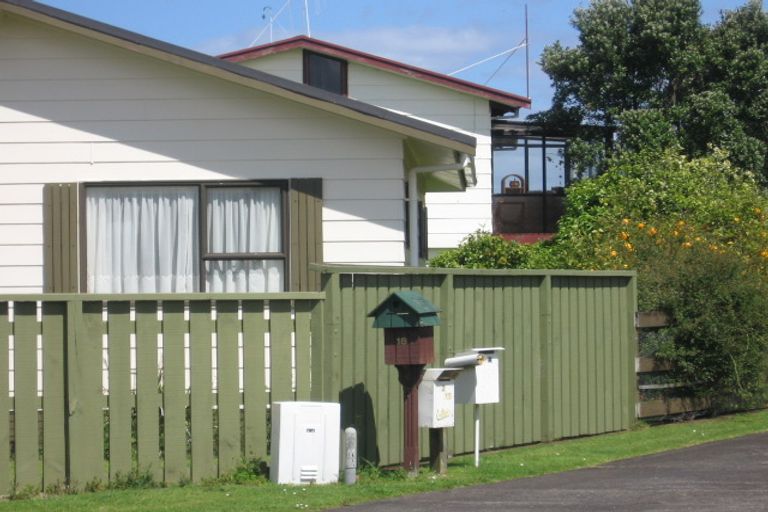 Photo of property in 18 Angus Lane, Waihi Beach, 3611