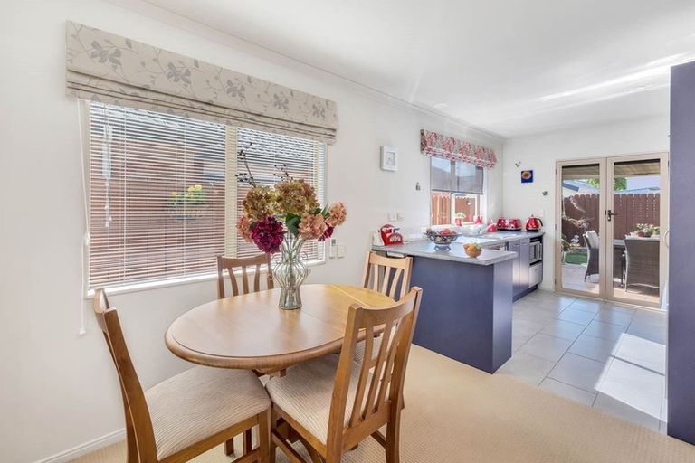 Photo of property in 69 Espalier Drive, Henderson, Auckland, 0612