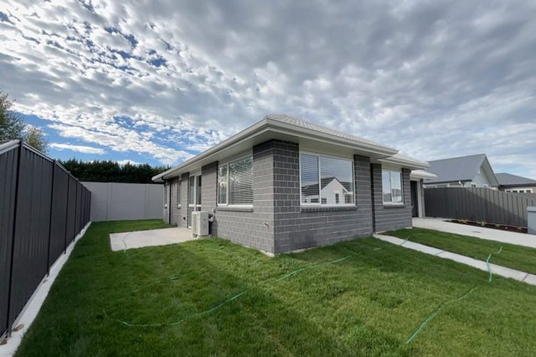 Photo of property in 14 George Yee Place, Taradale, Napier, 4112