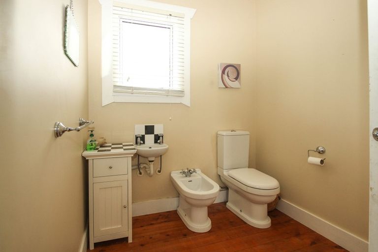 Photo of property in 46 Higginson Street, Otane, 4202