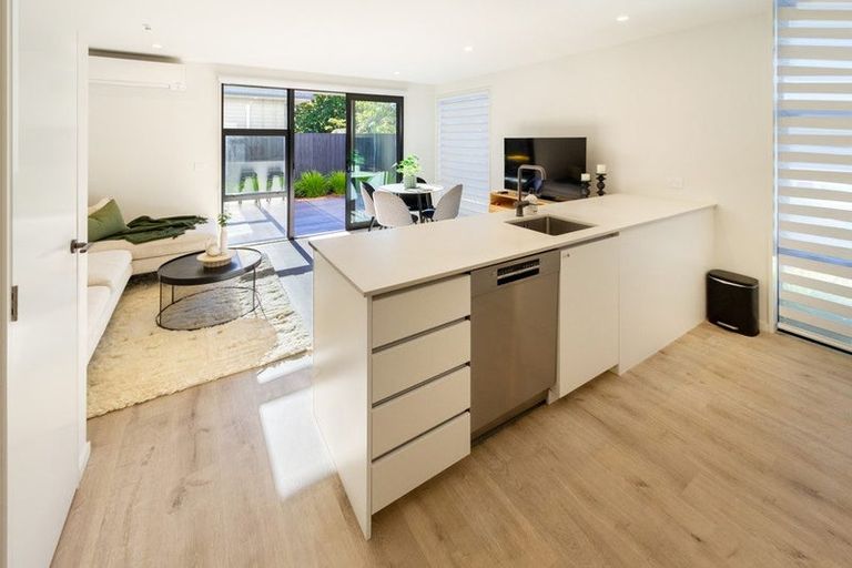 Photo of property in 209a Cranford Street, St Albans, Christchurch, 8014