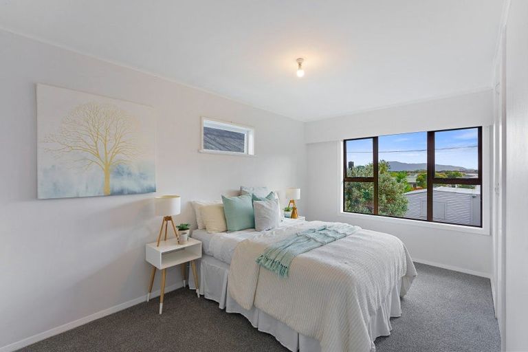 Photo of property in 5 Parakai Street, Paraparaumu, 5032