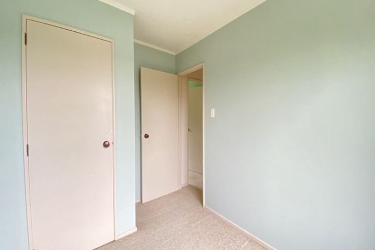 Photo of property in 2/16 Seabrook Avenue, New Lynn, Auckland, 0600