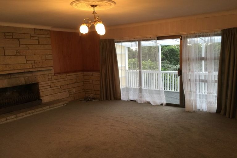 Photo of property in 4 Widmore Drive, Massey, Auckland, 0614