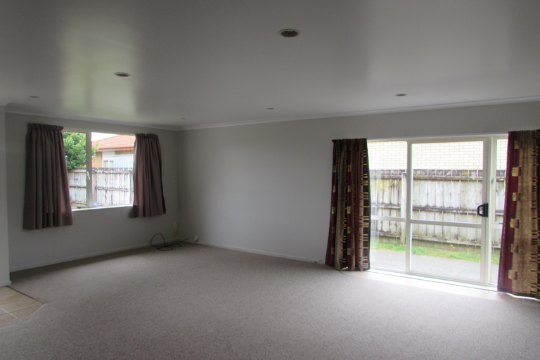 Photo of property in 36 Pateke Drive, Takanini, 2112