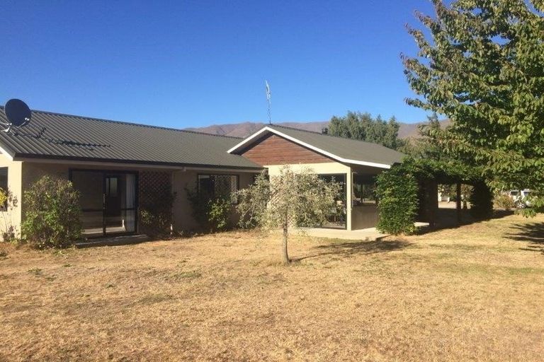 Photo of property in 14 Rata Street, Wanaka, 9305