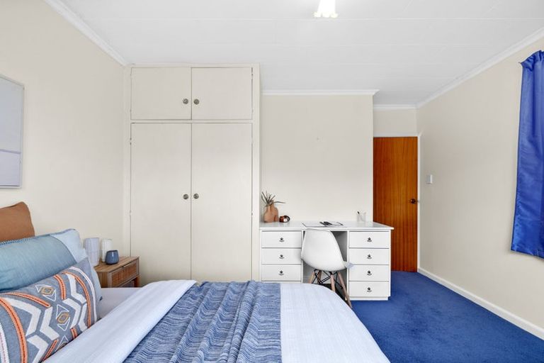 Photo of property in 264 Mairehau Road, Burwood, Christchurch, 8083