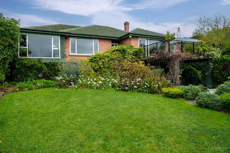 Photo of property in 18 Macdonald Street, Geraldine, 7930