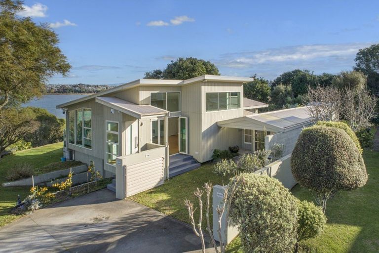Photo of property in 77 Goods Road, Otumoetai, Tauranga, 3110