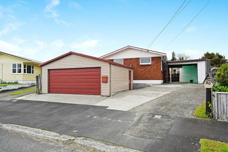 Photo of property in 22 Frederick Drive, Dinsdale, Hamilton, 3204