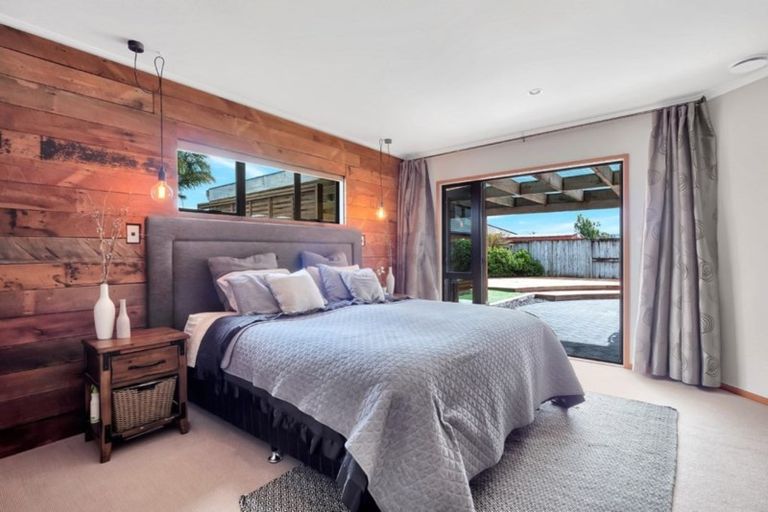 Photo of property in 19 Cranbrook Place, Rototuna North, Hamilton, 3210