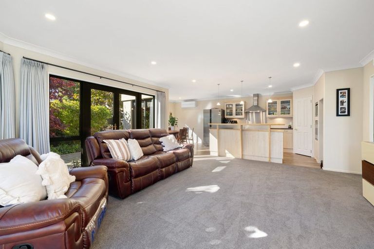 Photo of property in 55 Marble Wood Drive, Papanui, Christchurch, 8053