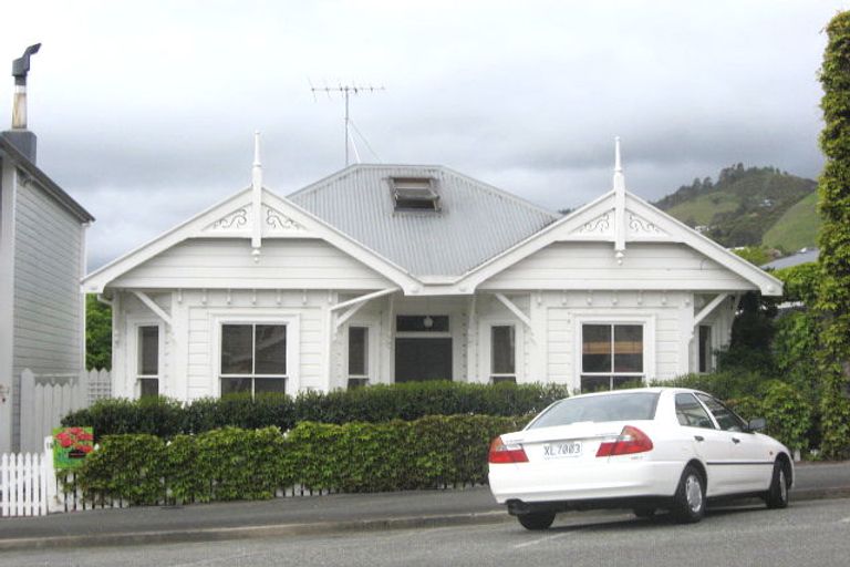 Photo of property in 13 Shelbourne Street, Nelson, 7010