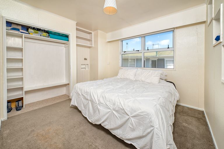 Photo of property in 1/521 Weymouth Road, Weymouth, Auckland, 2103