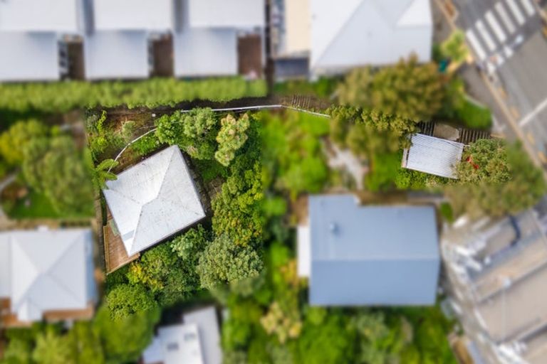 Photo of property in 3 Vautier Avenue, Wadestown, Wellington, 6012