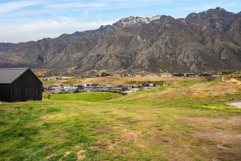 Photo of property in 36 Cunninghams Drive, Jacks Point, Queenstown, 9371