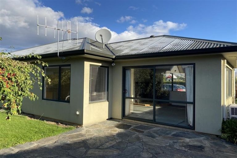 Photo of property in 6 Achilles Place, Wanaka, 9305