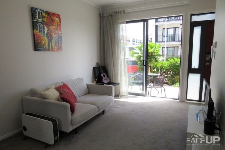 Photo of property in 4 Sidney Wallingford Way, Hobsonville, Auckland, 0616