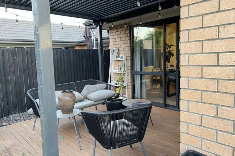 Photo of property in 43 Maclaren Road, Wigram, Christchurch, 8042