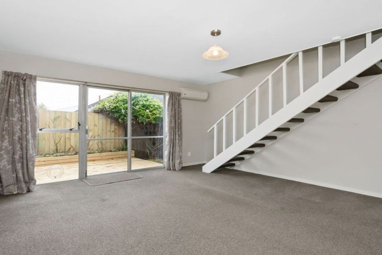 Photo of property in 4/30 Garvins Road, Hornby, Christchurch, 8042