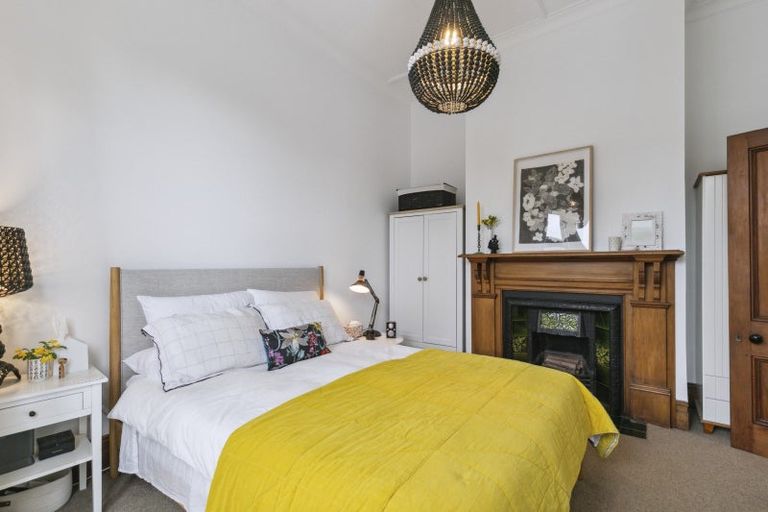 Photo of property in 2 Chatham Street, Berhampore, Wellington, 6023