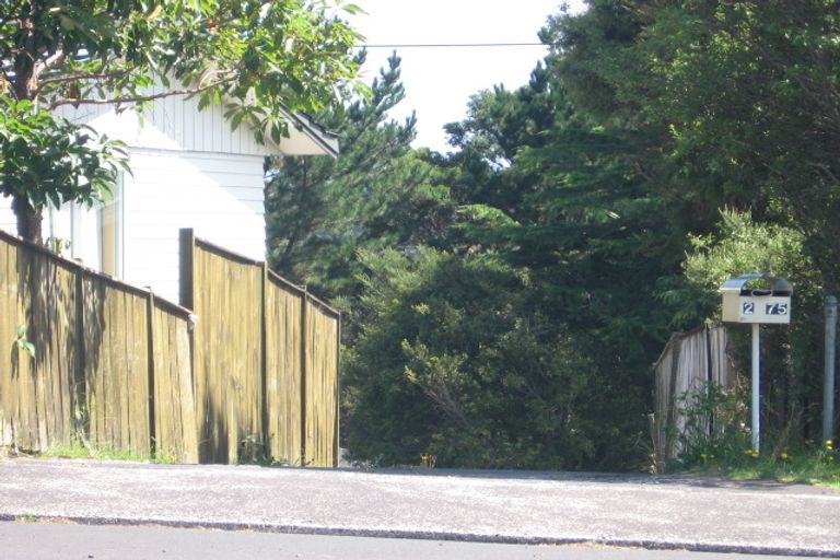 Photo of property in 2/75 Manuka Road, Bayview, Auckland, 0629