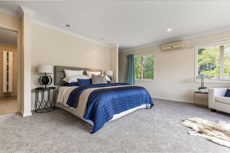 Photo of property in 30c Marine Parade, Mellons Bay, Auckland, 2014