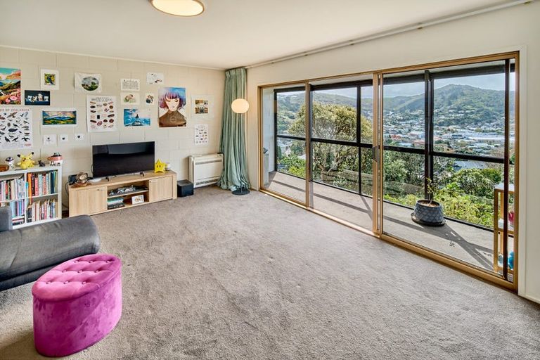 Photo of property in 2 Hawick Street, Karori, Wellington, 6012