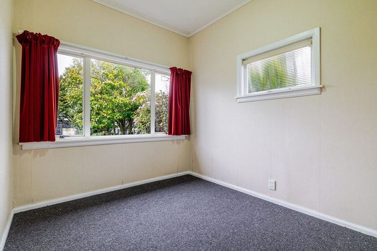Photo of property in 26 Puriri Terrace, Roslyn, Palmerston North, 4414