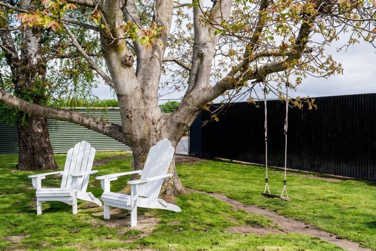 Photo of property in 29 Huntly Road, Outram, 9019