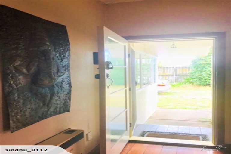 Photo of property in 137 Seabrook Avenue, New Lynn, Auckland, 0600